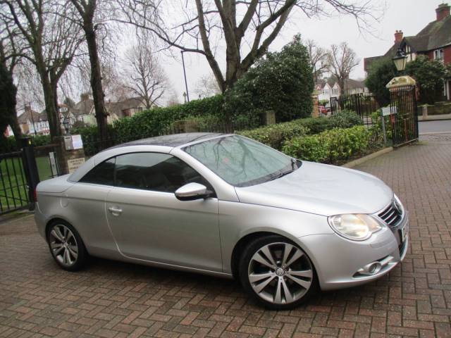 2009 Volkswagen Eos 2.0 TDI CR Sport 2dr FHF Drive Well