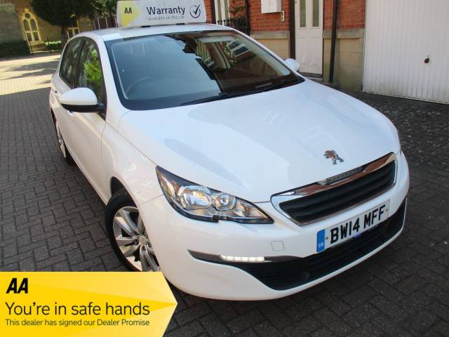 Peugeot 308 1.2 PureTech 110 Active 5dr Hatchback Petrol Pearl White