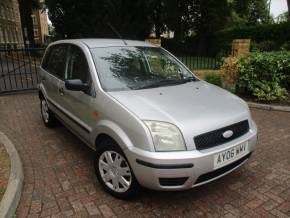 FORD FUSION 2006 (06) at Mex Cars Sales Isleworth