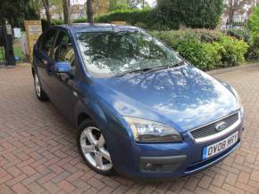 FORD FOCUS 2008 (08) at Mex Cars Sales Isleworth