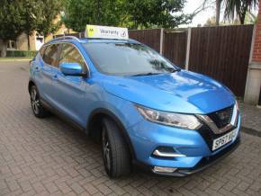 NISSAN QASHQAI at Mex Cars Sales Isleworth