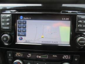 NISSAN QASHQAI at Mex Cars Sales Isleworth