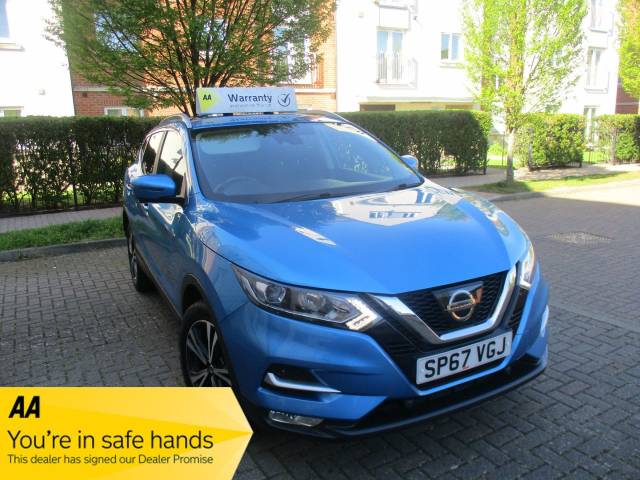 Nissan Qashqai 1.2 DiG-T N-Connecta 5dr FSH Satnav Bluetooth Hatchback Petrol Metallic Blue