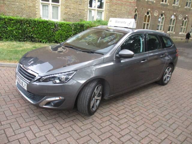 2016 Peugeot 308 1.2 PureTech 130 Allure 5dr FSH Satnav Bluetooth Reverse Camera