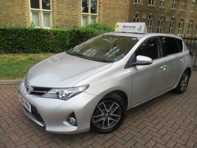 2015 Toyota Auris 1.6 V-Matic Icon+ 5dr Full Toyota History Satnav