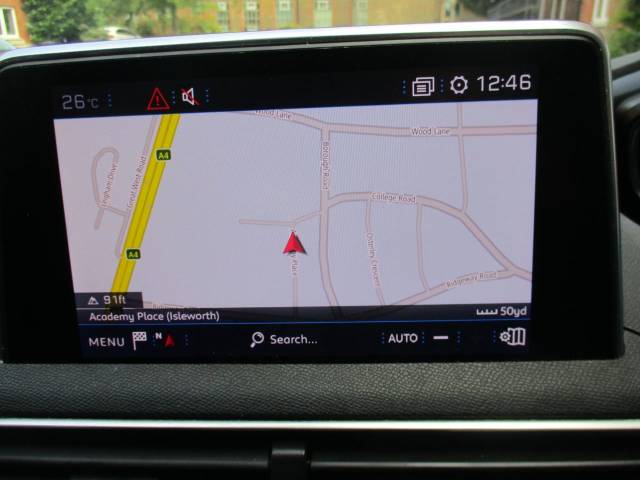2018 Peugeot 3008 1.2 PureTech Allure 5dr FSH Satnav Bluetooth