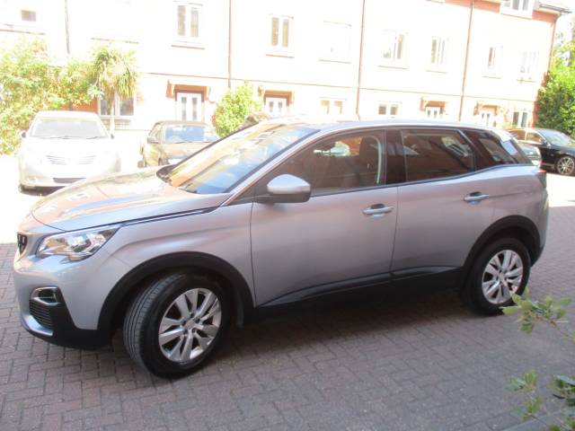 2018 Peugeot 3008 1.2 Puretech Active 5dr EAT6  Automatic FSH Bluetooth Alloys A/C